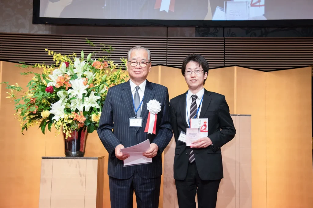 2022年猿田賞受賞記念写真（杉本先生）