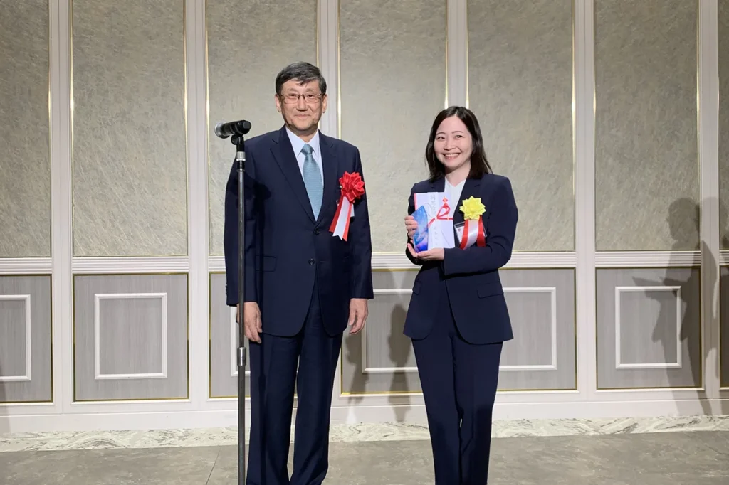 2025年松木賞受賞記念写真（堀江先生）